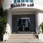 The Hotel Shangri-La in Santa Monica overlooks the Pacific Coast Highway and Santa Monica Beach and is a short walk from Santa Monica Pier.