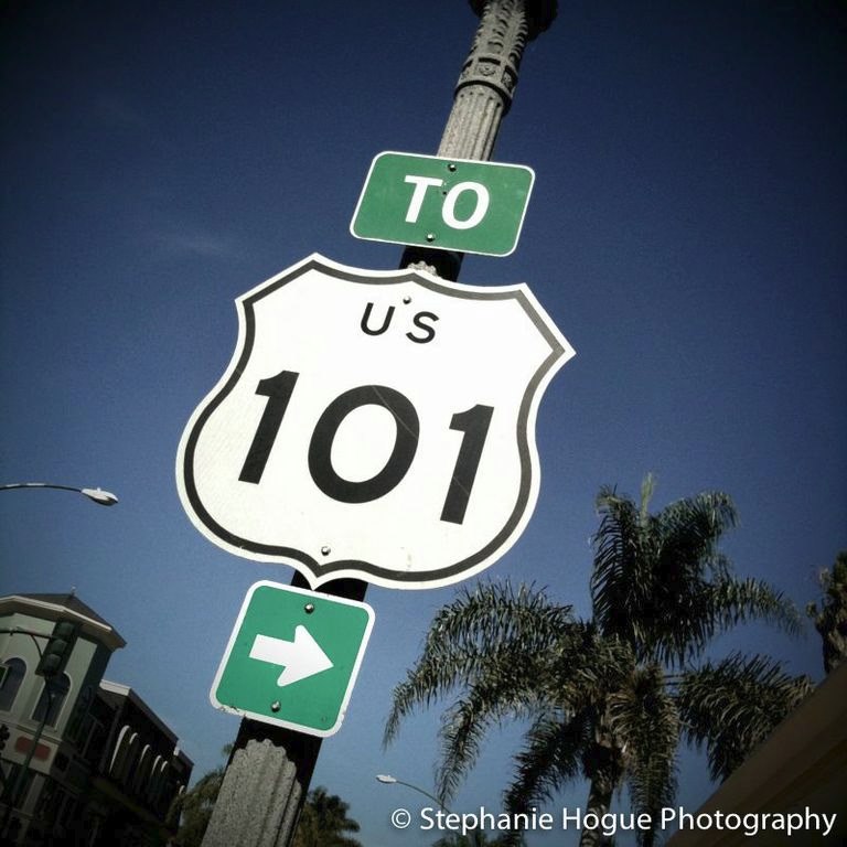 US Highway 101 sign in Ventura, California, pinned from https://www.pacific-coast-highway-travel.com/Ventura-Free-Public-Trolley.html
