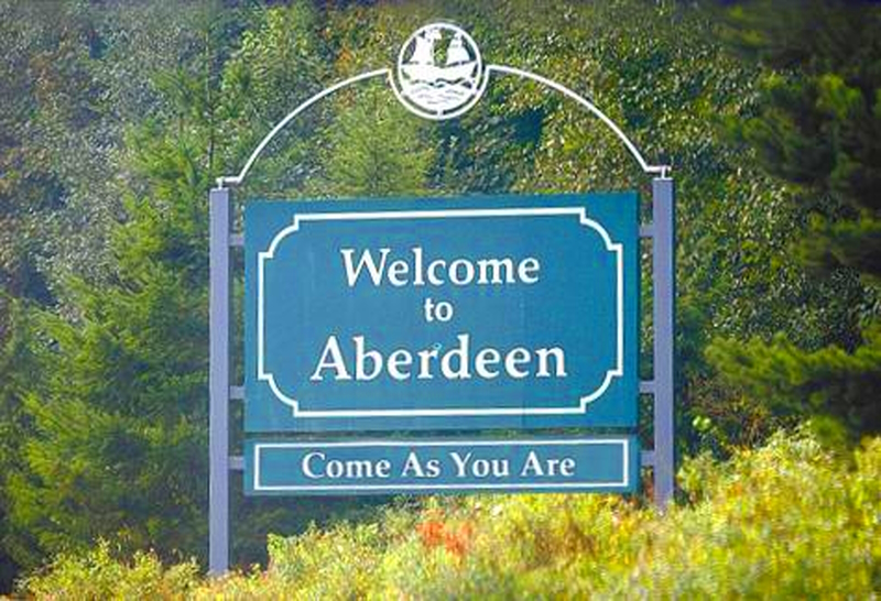 Welcome to Aberdeen sign in Aberdeen, Washington