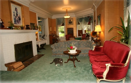 Benjamin Young Inn: Astoria Hotels: https://www.pacific-coast-highway-travel.com/Astoria-Hotels.html