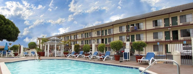 Swimming Pool at the Best Western Surf City Hotel in Huntington Beach