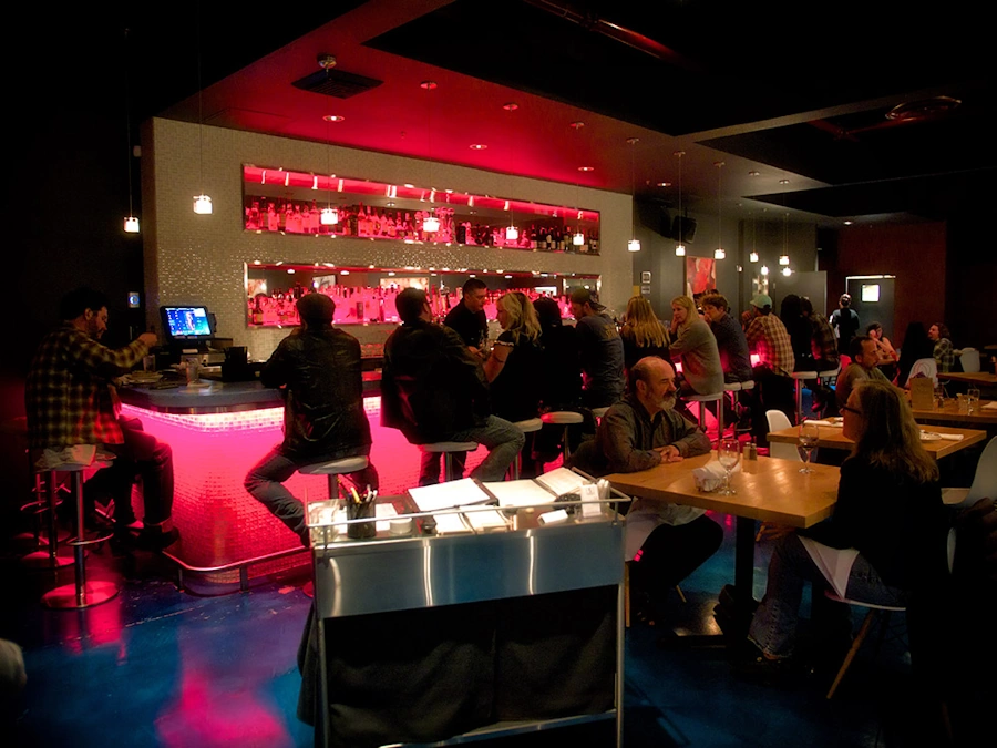 The Five Eleven Restaurant/Bar in Eureka