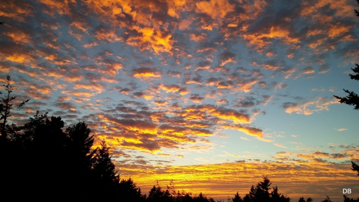 Dramatic skies at Gold Beach in Oregon