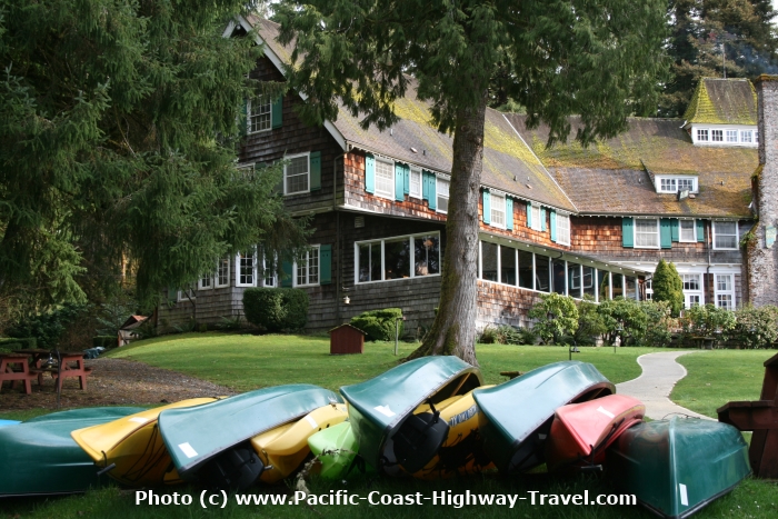 Lake Quinault Lodge in the Olympic National Park in Washington