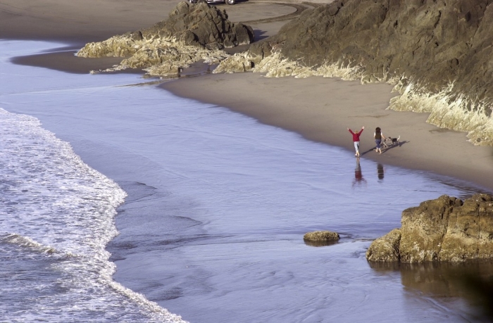 Enjoying the Beach at Beard's Hollow on the Long Beach Peninsula