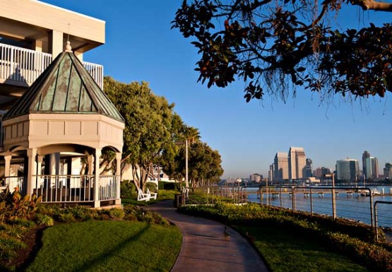 Marriott Coronado Island Resort Hotel in San Diego, from https://www.pacific-coast-highway-travel.com/Where-to-Stay-in-San-Diego.html