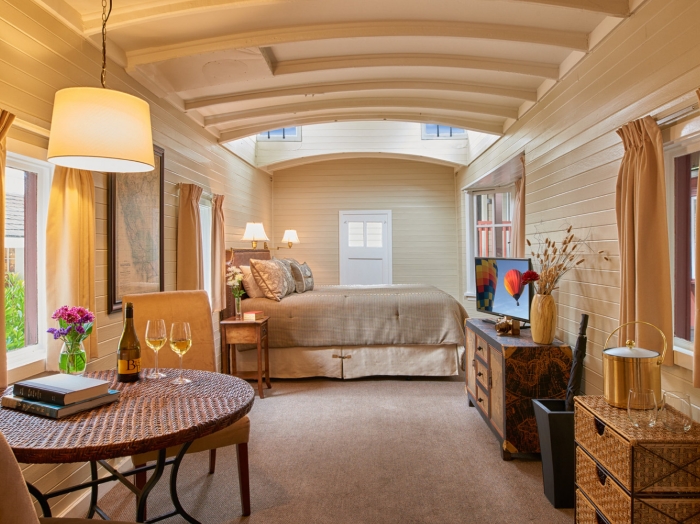 Guest Room at the Napa Valley Railway Inn