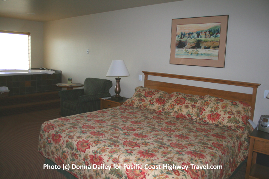 Guest bedroom in The Overleaf Lodge and Spa in Yachats, Oregon