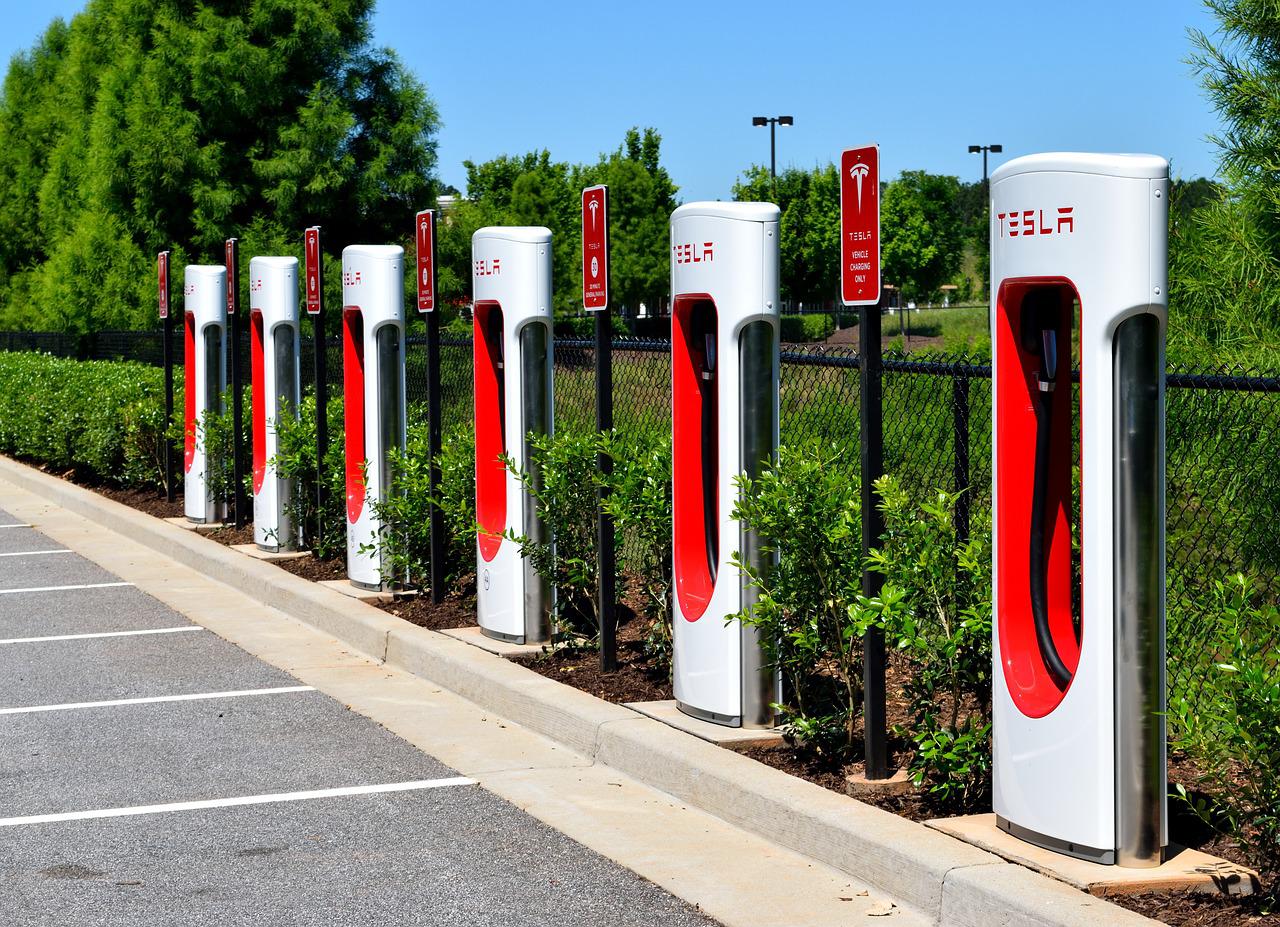 California coast charging stations are so numerous that the Pacific Coast Highway is one of the best US road trips to drive in an electric vehicle or EV.