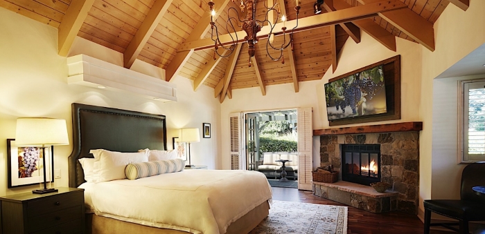 Guest Bedroom at the Vintage Inn in Napa Valley