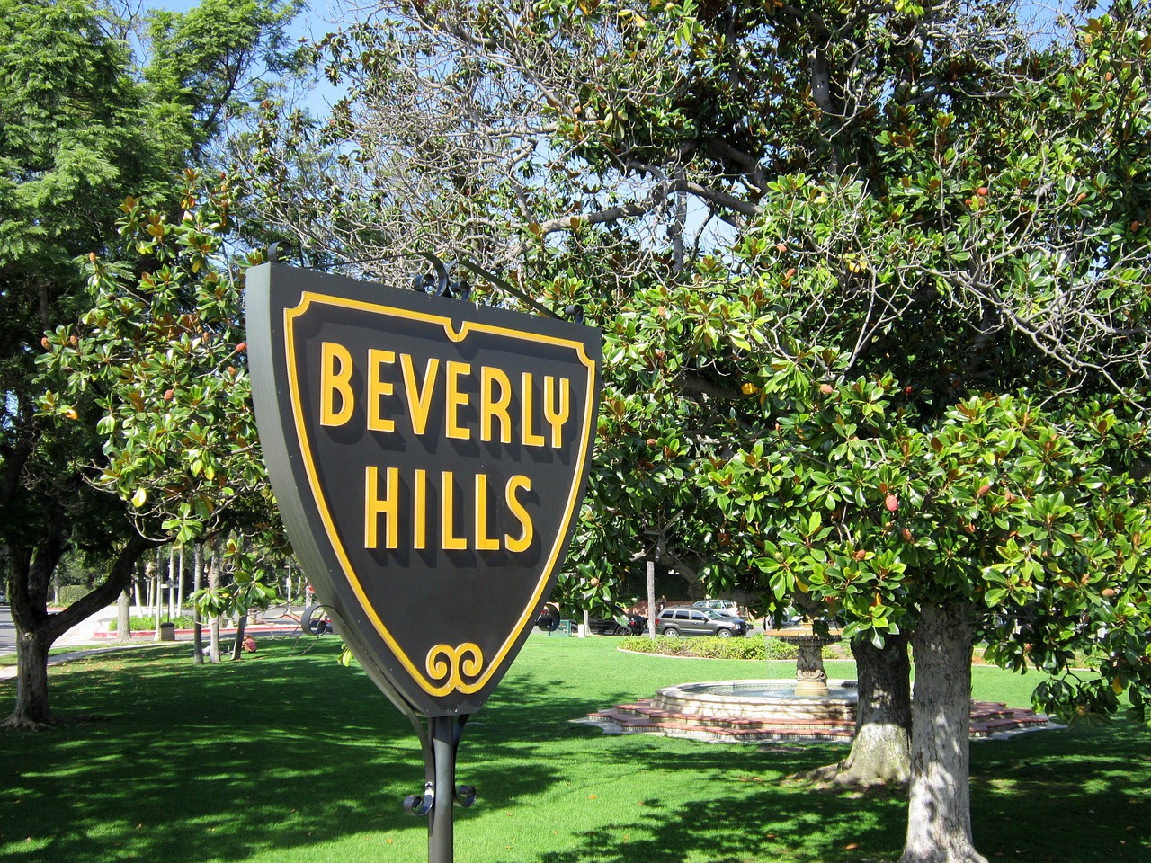 beverly-hills-sign.jpg