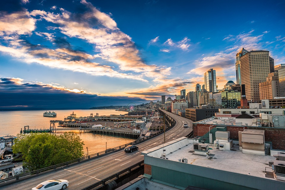 The best things to do in Seattle include visiting Pike Place Market, the Space Needle, Seattle Aquarium and the Seattle Art Museum.