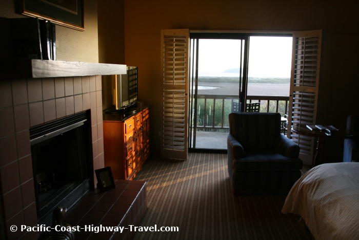 Bodega Bay Lodge and Spa in California Guest Bedroom
