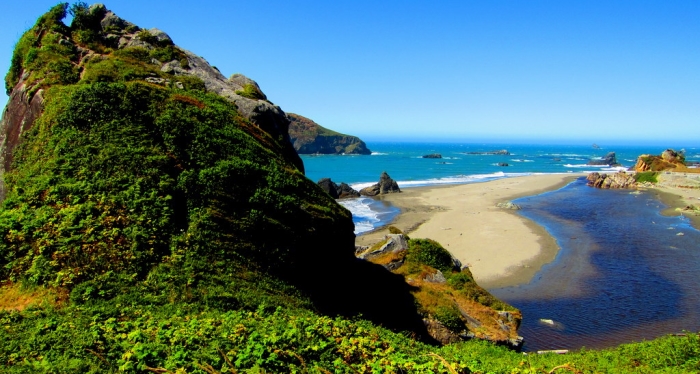 Harris Beach State Park in Brookings, Oregon