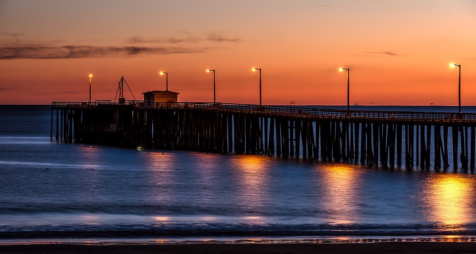 The Michelin Green Guide to California covers the whole state and is good on maps, the sights, major cities and towns, less good on hotels and restaurants.