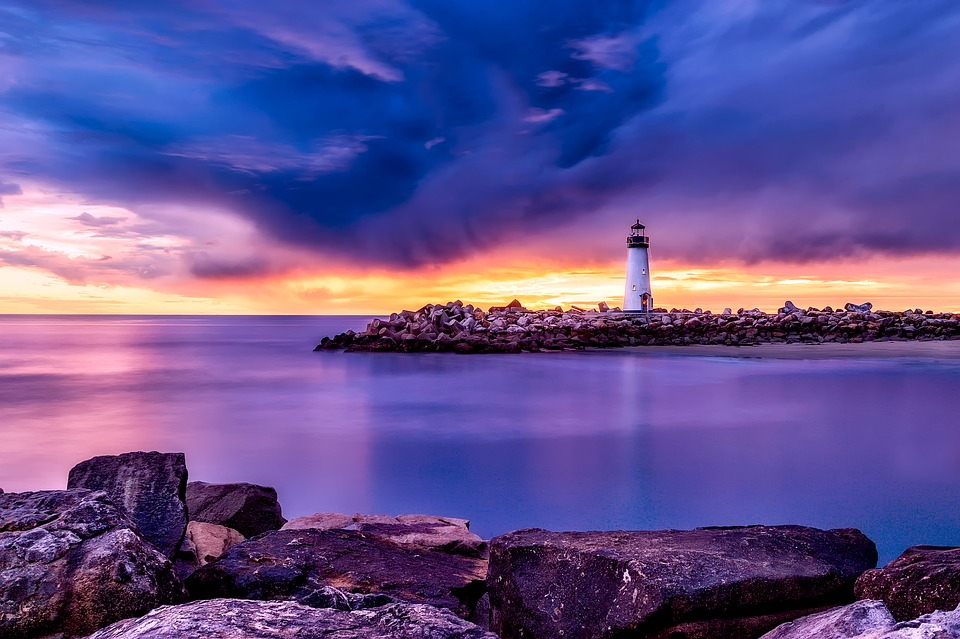 Lighthouses of the Pacific Coast, published by Voyageur Press, is a guide in words and pictures to historic lighthouses along the Pacific Coast Highway.