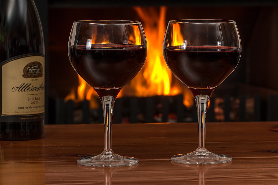 Washington Wine Country includes plenty of vineyards and wineries that can be visited while traveling the Pacific Coast Highway including the Olympic Peninsula.